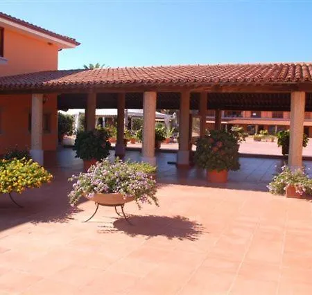 Residence Porto Coda Cavallo San Teodoro  Esterno foto